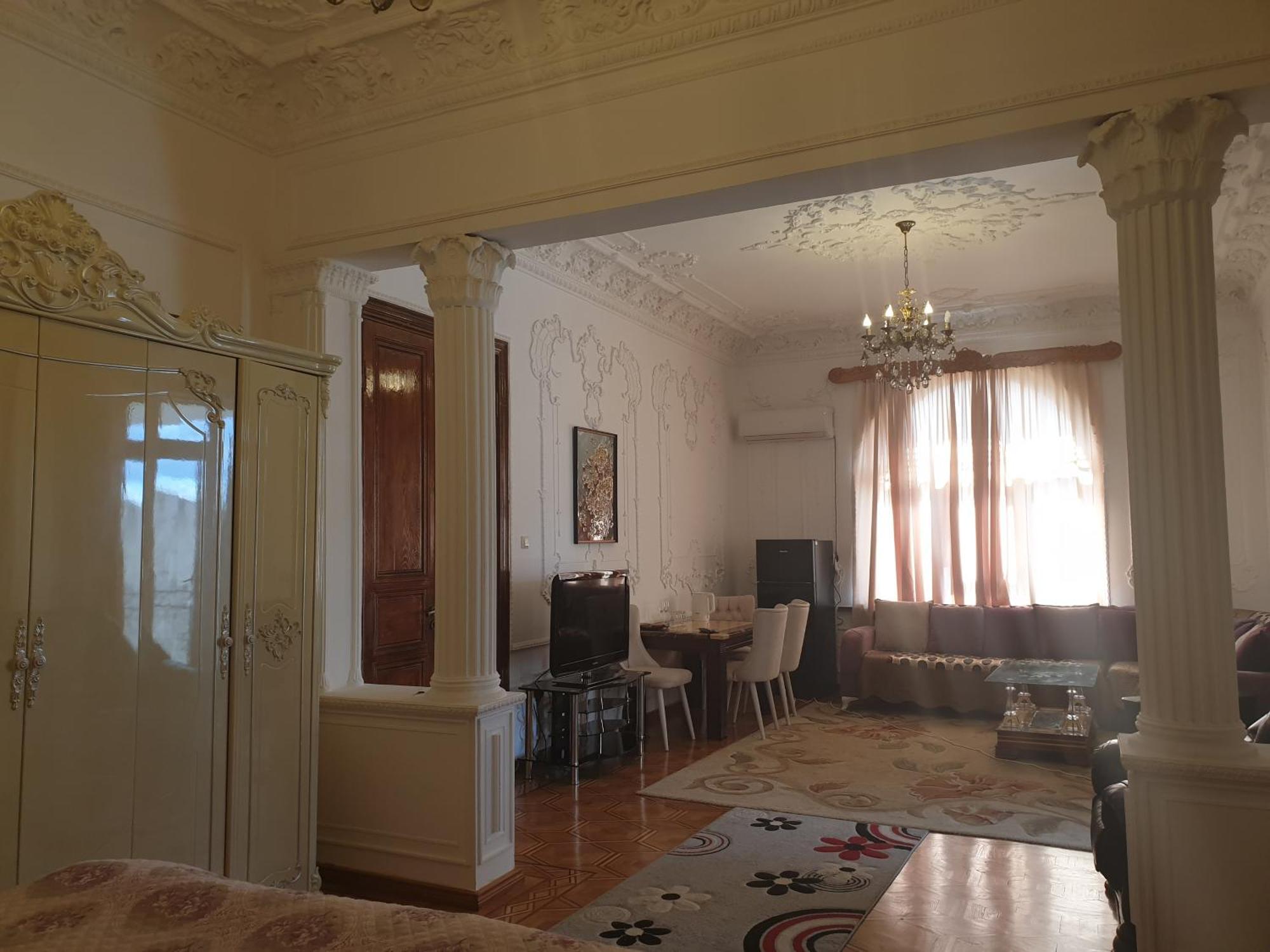 Hotel Royal Kutaisi Eksteriør billede